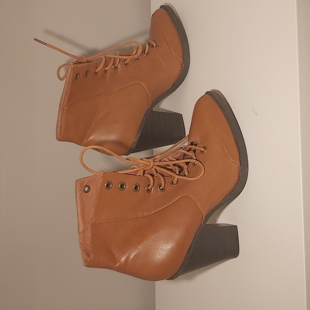 WILD DIVA SHOSE